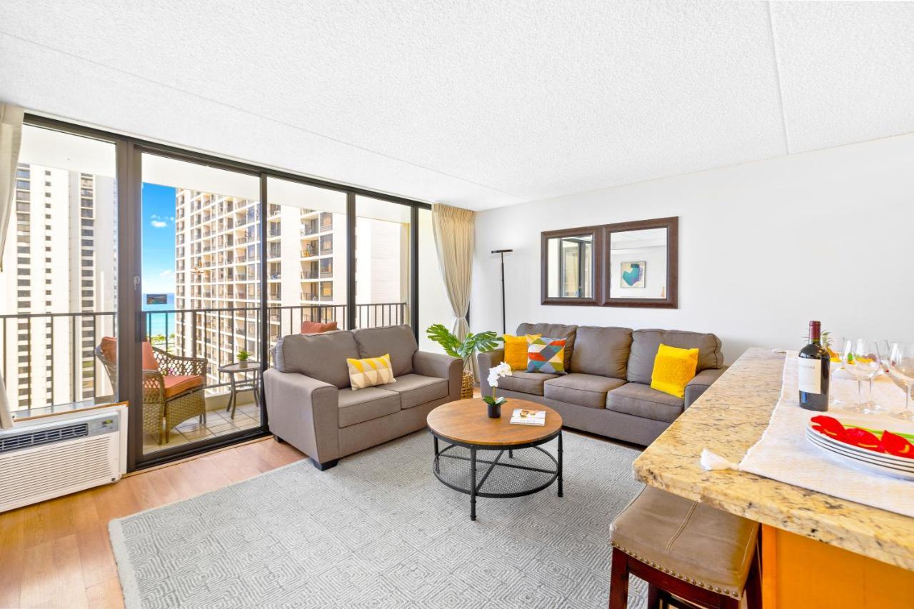 Stunning Ocean View 1Br Condo - Free Parking! 호놀룰루 외부 사진